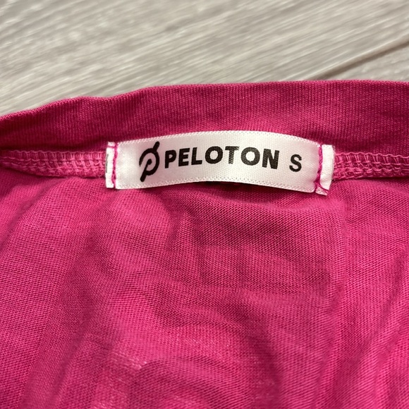 Fuschia Flow Racer Tank - Picture 2 of 3